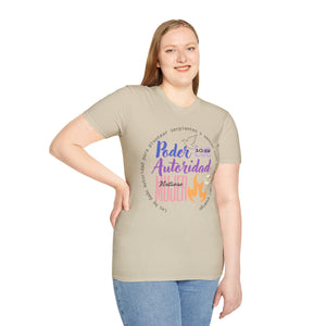 Mujer de Autoridad Softstyle Tee