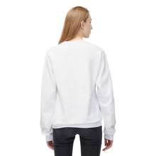 Load image into Gallery viewer, Perla escogida Softstyle Sweatshirt