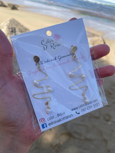 Zigzag Pearl Earrings