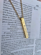 Load image into Gallery viewer, Más que vencedora, Stainless Steel Message Chain Necklace, Inspirational Necklace