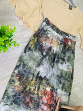Load image into Gallery viewer, Splash Midi Skirt