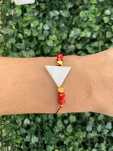 Load image into Gallery viewer, Triangle Nacar Bracelet